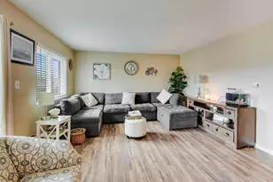 445 S Cleveland Ave, Arlington Heights, IL 60005 - Photo 3