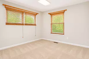 4756 N Lamon Ave, Chicago, IL 60630 - Photo 9