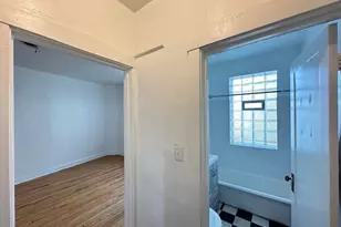 2432 N Linden Pl, Chicago, IL 60647 - Photo 17