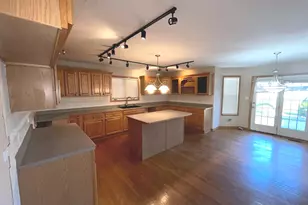 2078 Bluestem Pkwy, Lynwood, IL 60411 - Photo 9