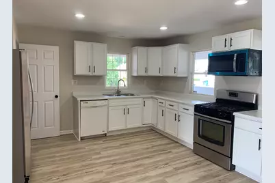 949 Harriet Avenue, Aurora, IL 60505 - Photo 5