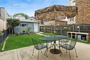 1721 W Foster Ave, Chicago, IL 60640 - Photo 3