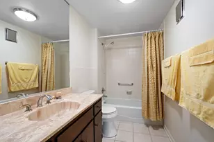 22 Park Ln, Park Ridge, IL 60068 - Photo 21