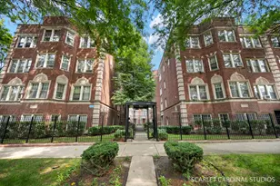 6137 N Hoyne Ave, Chicago, IL 60659 - Photo 1