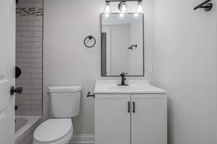 7145 S Ingleside Ave, Chicago, IL 60619 - Photo 9