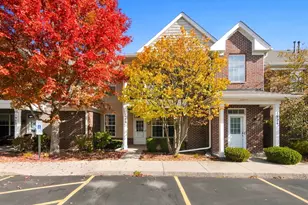 1926 Parkside Dr, Shorewood, IL 60404 - Photo 1