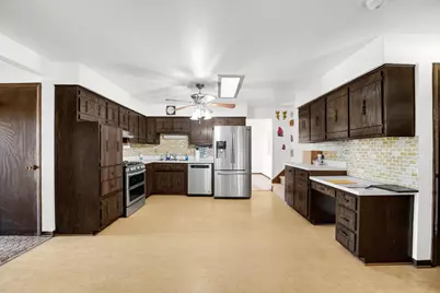 7903 W 102nd Street, Palos Hills, IL 60465 - Photo 7