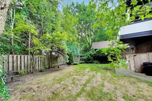 1216 E Mayfair Rd, Arlington Heights, IL 60004 - Photo 33