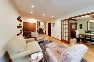 1216 E Mayfair Rd, Arlington Heights, IL 60004 - Photo 5