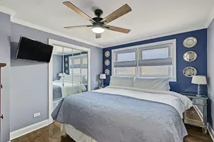 7058 W 63rd Pl, Chicago, IL 60638 - Photo 9