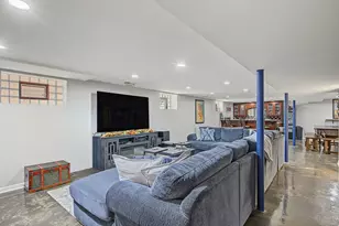 7058 W 63rd Pl, Chicago, IL 60638 - Photo 29