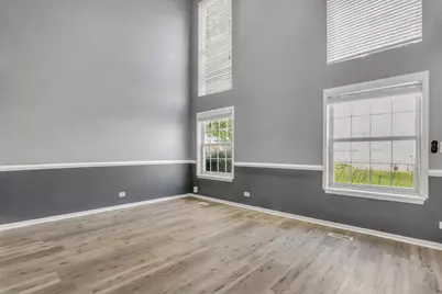 105 Parkview Drive, Wauconda, IL 60084 - Photo 3