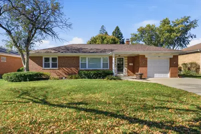 460 S Cherry Street, Itasca, IL 60143 - Photo 1