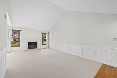 189 Country Club Drive, Prospect Heights, IL 60070 - Photo 3