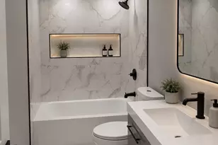 12128 S Yale Ave, Chicago, IL 60628 - Photo 9