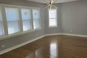 12128 S Yale Ave, Chicago, IL 60628 - Photo 5