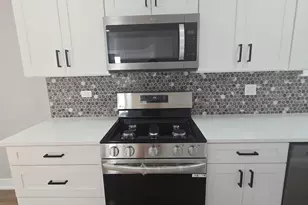 12128 S Yale Ave, Chicago, IL 60628 - Photo 15