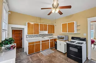 3308 Wesley Ave, Berwyn, IL 60402 - Photo 11