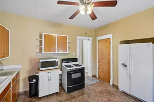 3308 Wesley Ave, Berwyn, IL 60402 - Photo 15