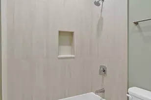 4217 S Indiana Ave, Chicago, IL 60653 - Photo 17