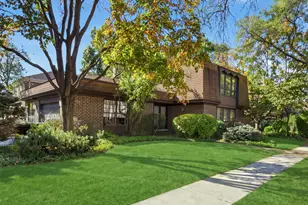 1341 Gordon Terrace, Deerfield, IL 60015 - Photo 1