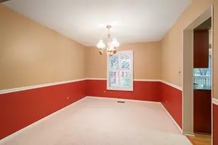 408 Creighton Ln, Schaumburg, IL 60193 - Photo 7