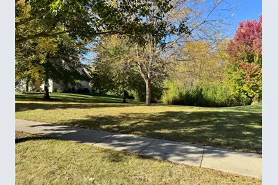 25028 Old Oak Lane, Shorewood, IL 60404 - Photo 9