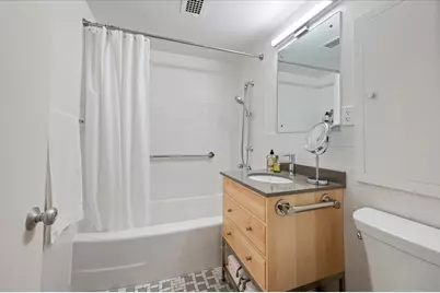 1508 Hinman Avenue #6C, Evanston, IL 60201 - Photo 19