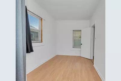 513 W Superior Street, Ottawa, IL 61350 - Photo 17