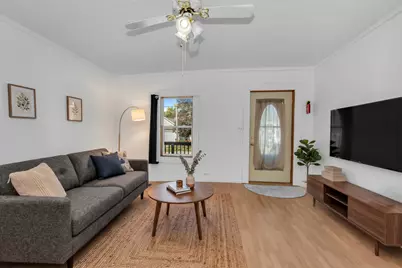 513 W Superior Street, Ottawa, IL 61350 - Photo 5