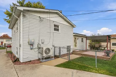 19021 S Keeler Avenue, Country Club Hills, IL 60478 - Photo 21