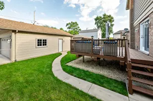 11001 S Ridgeway Ave, Chicago, IL 60655 - Photo 3