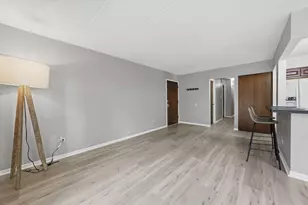 9535 SW Hwy, Oak Lawn, IL 60453 - Photo 9