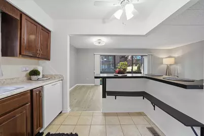 9535 Southwest Highway #2, Oak Lawn, IL 60453 - Photo 19