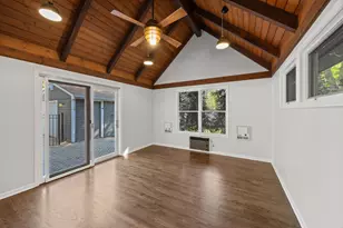 2207 Crawford Ave, Evanston, IL 60201 - Photo 11