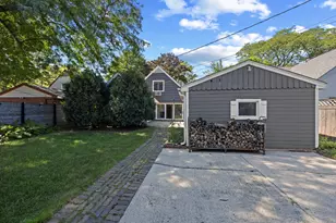 2207 Crawford Ave, Evanston, IL 60201 - Photo 25