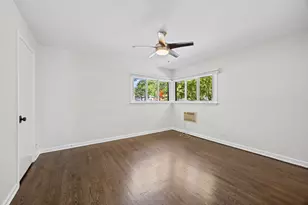 2207 Crawford Ave, Evanston, IL 60201 - Photo 13