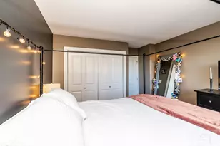 2930 N Sheridan Rd, Chicago, IL 60657 - Photo 11