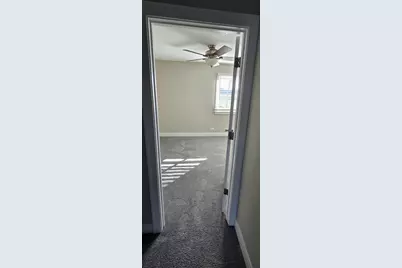 313 Meadow Green Lane #313, Round Lake Beach, IL 60073 - Photo 15