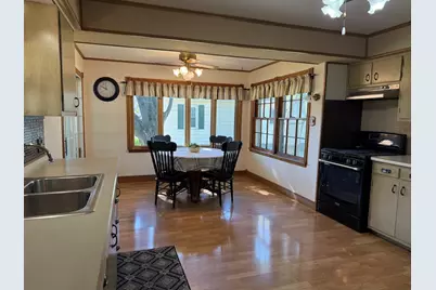 1456 Chartres Street, Lasalle, IL 61301 - Photo 5