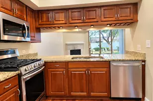 1271 Cranbrook Dr, Schaumburg, IL 60193 - Photo 3