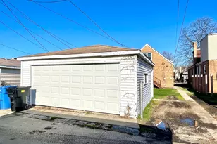 8312 S Phillips Ave, Chicago, IL 60617 - Photo 35