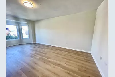 8312 S Phillips Avenue, Chicago, IL 60617 - Photo 3