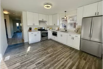 8312 S Phillips Avenue, Chicago, IL 60617 - Photo 15
