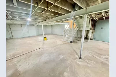 8312 S Phillips Avenue, Chicago, IL 60617 - Photo 29