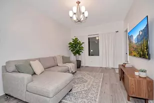 6635 S Francisco Ave, Chicago, IL 60629 - Photo 5