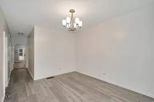 6635 S Francisco Ave, Chicago, IL 60629 - Photo 7