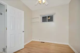 6635 S Francisco Ave, Chicago, IL 60629 - Photo 19