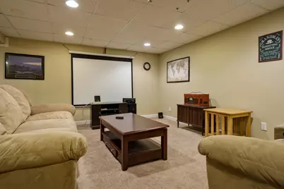 739 Roosevelt Road, Machesney Park, IL 61115 - Photo 21