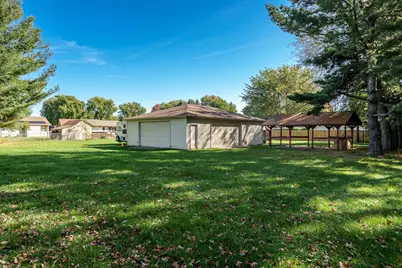 739 Roosevelt Road, Machesney Park, IL 61115 - Photo 33
